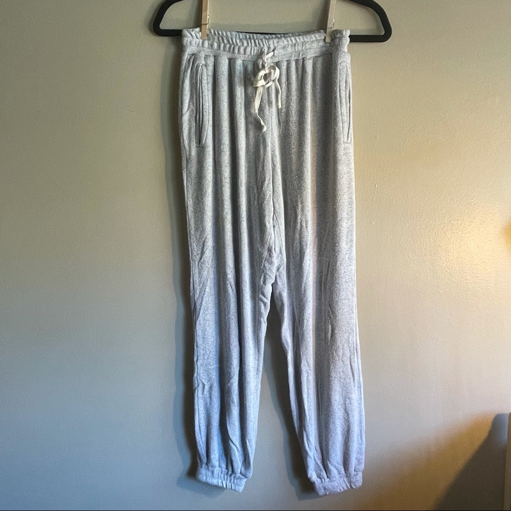Brandy Melville John Galt Women’s Sweatpants Small